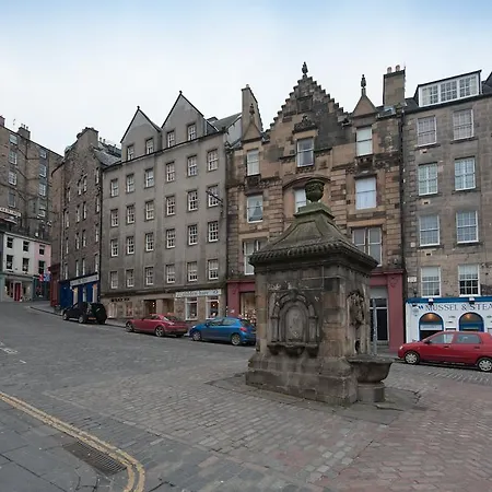 Edmonstone Suite Old Town Edimburgo Esterno foto